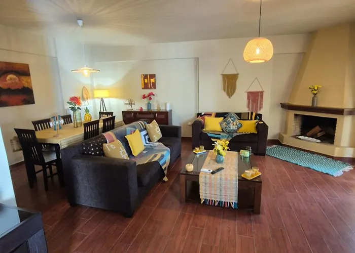 Nefelyfamilyhouse2