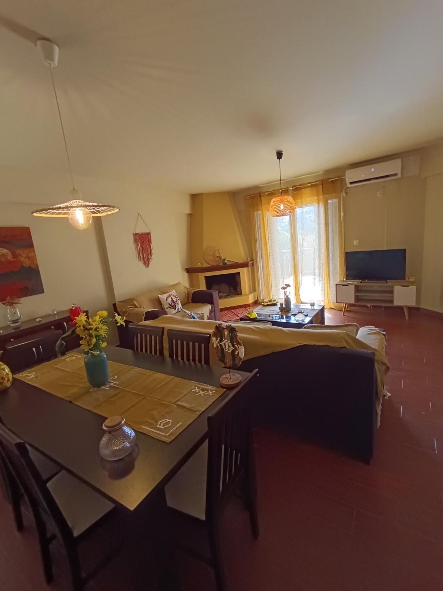 Nefelyfamilyhouse2 * Lagonisi