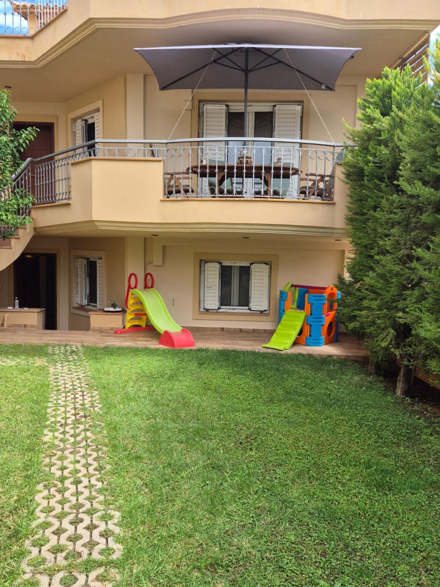 Nefelyfamilyhouse2 * Lagonisi