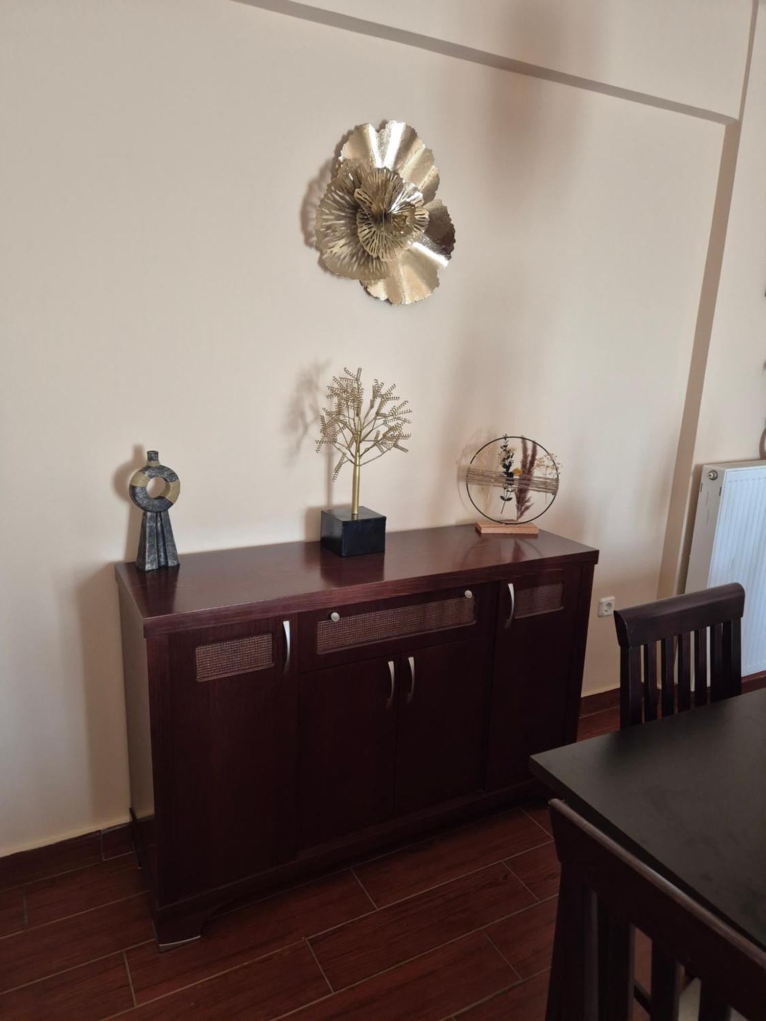 Nefelyfamilyhouse2 Vilă